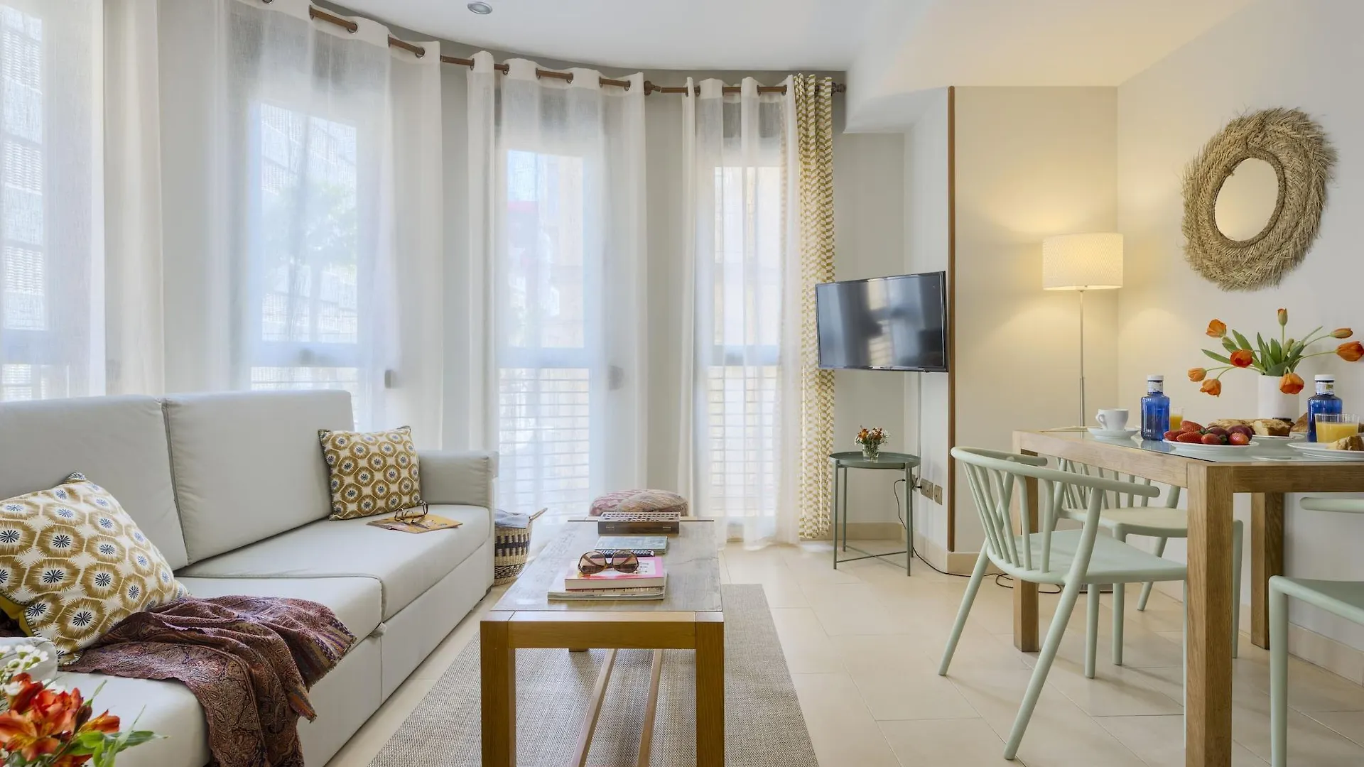 Oficentro Suites Apartaments Malaga 0*,  Spain