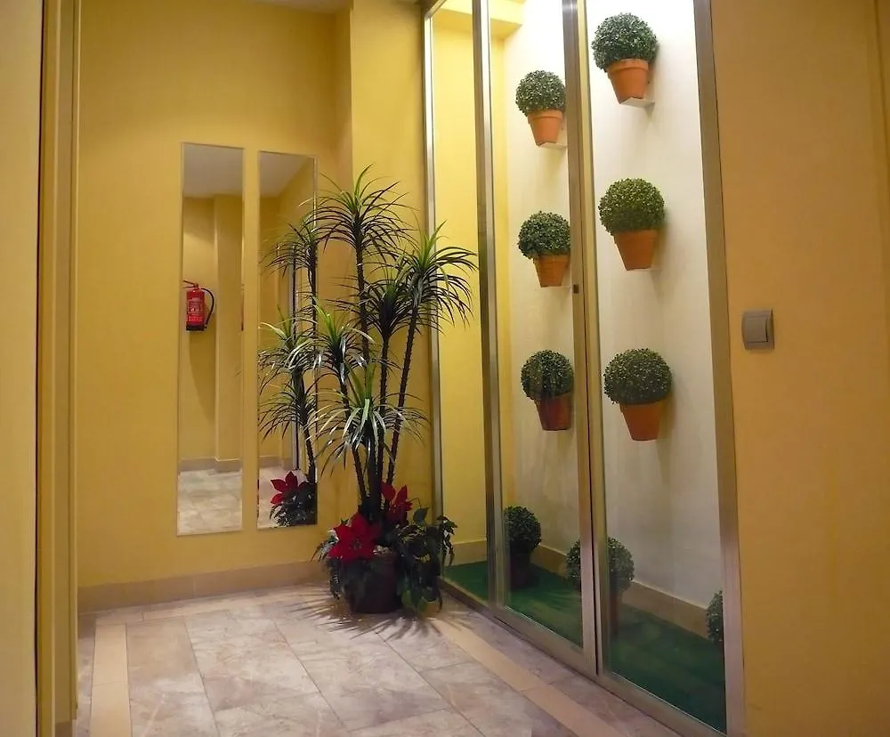 Oficentro Suites Apartaments Malaga Apartment