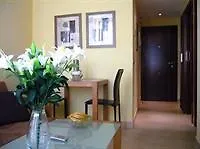 Oficentro Suites Apartaments Malaga